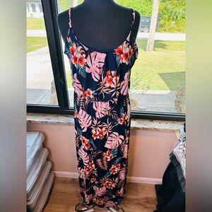 Late August Floral Tropical Adjustable Spaghetti Strap Maxi Dress Size Medium